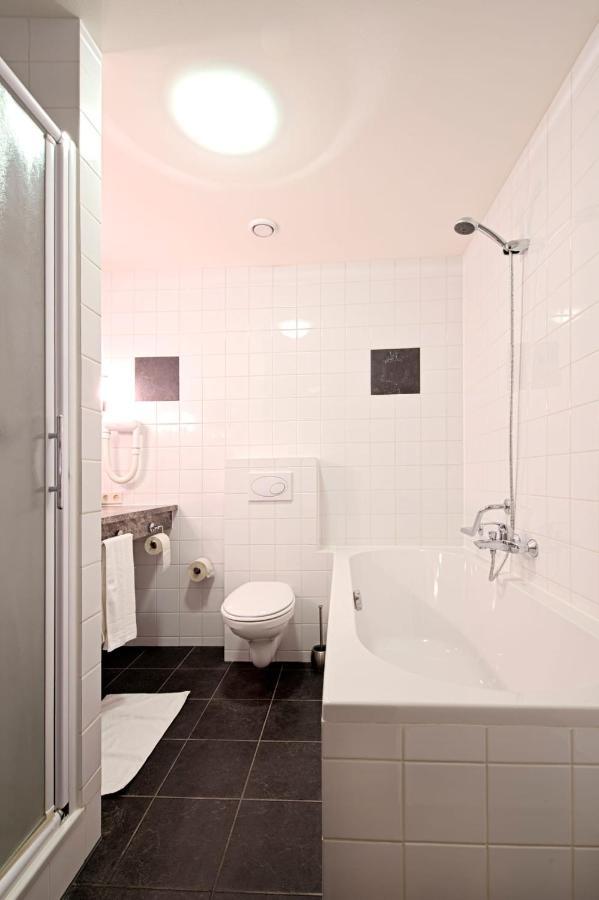 Herberg De Loohoeve Schoonloo Bagian luar foto