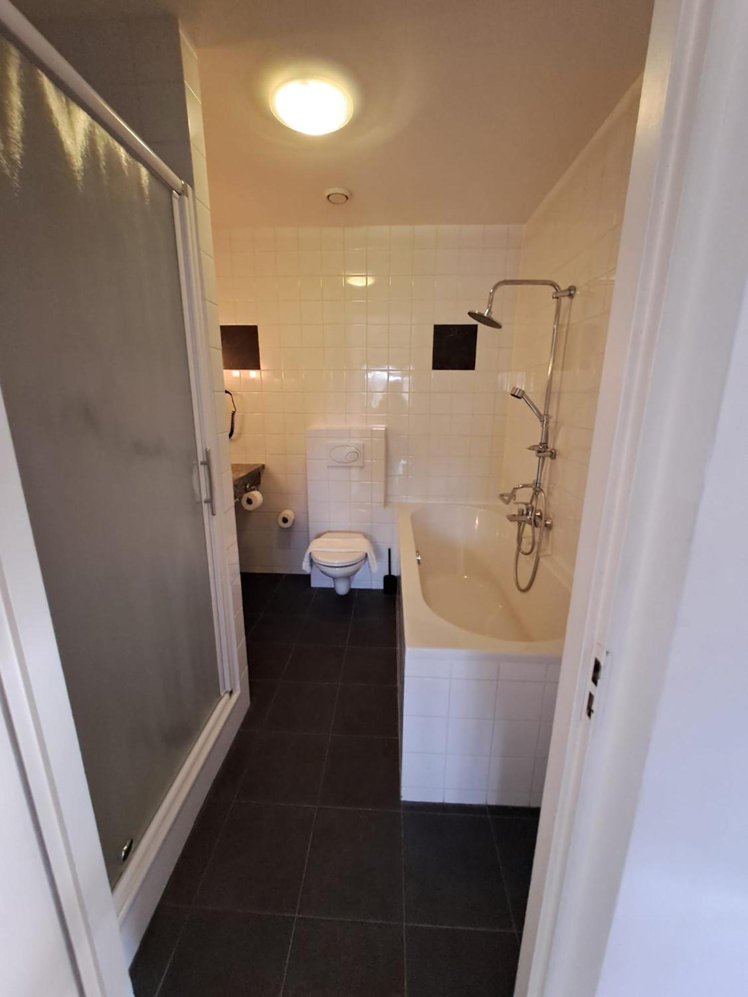 Herberg De Loohoeve Schoonloo Bagian luar foto